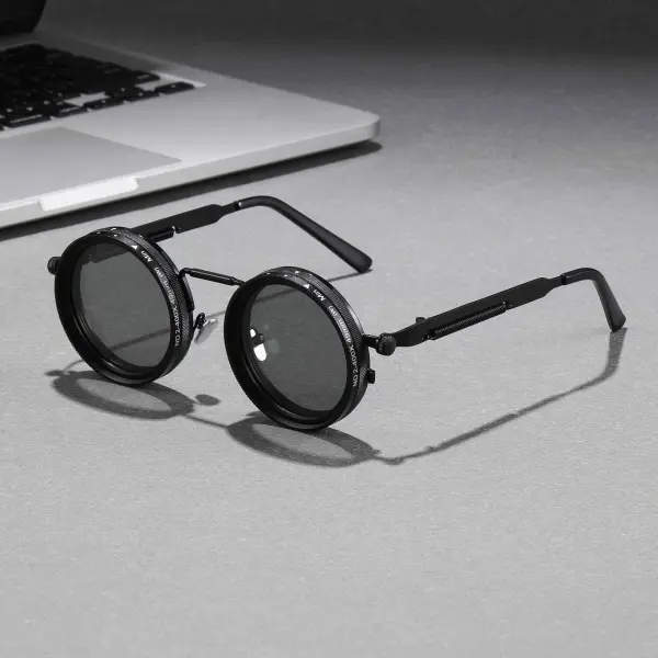Fashion glasses with adjustable light